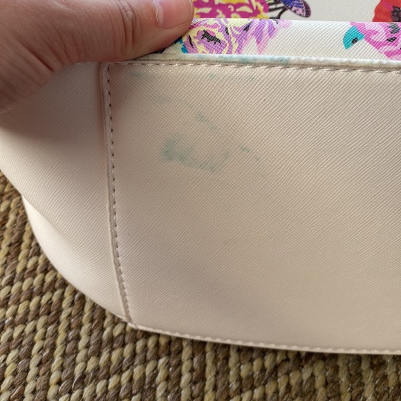 Betsey Johnson Floral/Butterflies/Bees Purse - Picture 4 of 7